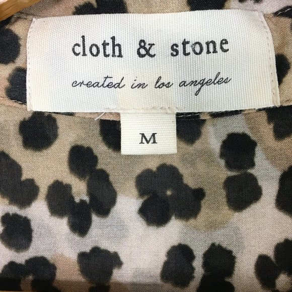 Cloth & Stone | Evereve  Leopard Shirt Tail Button Down, Size Medium - Picture 11 of 12